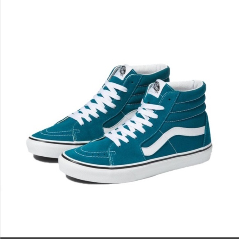 Vans SK8 Hi Shoe in Blue Coral